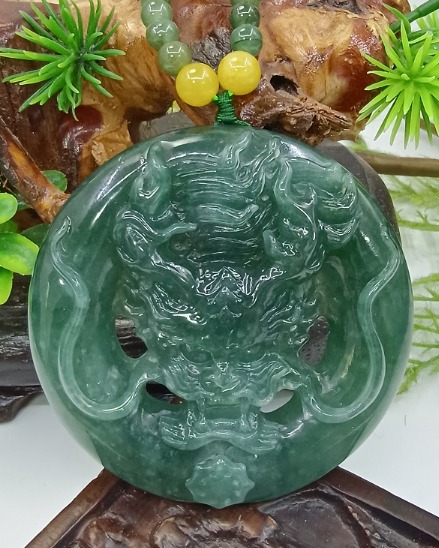 龙行天下