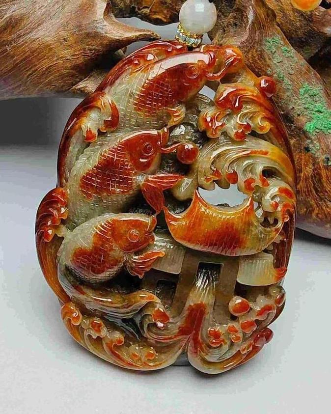 鱼跃龙门