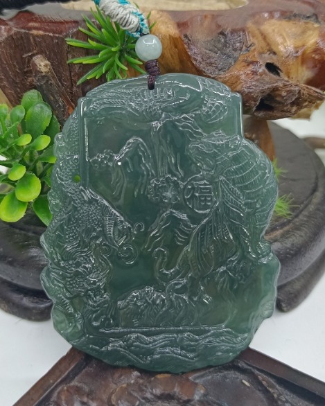 威震四方