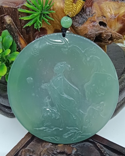 踏雪寻梅