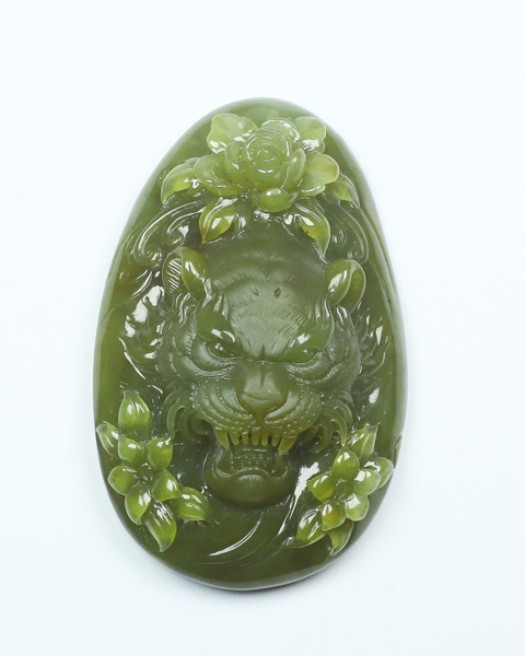 虎虎生威