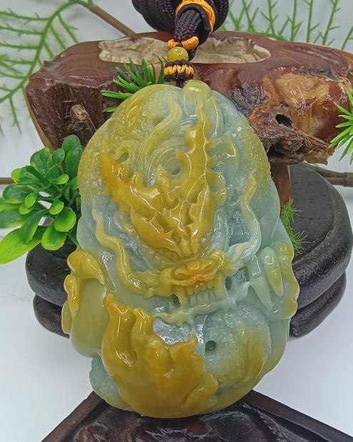 龙行天下