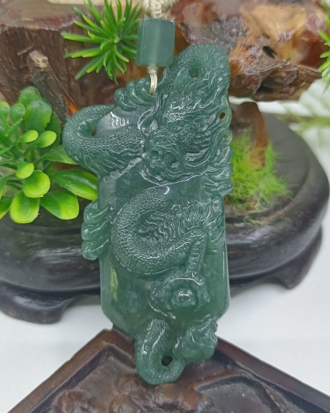 龙行天下