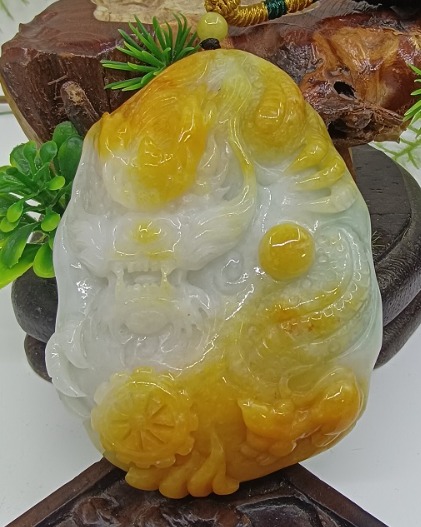 龙行天下
