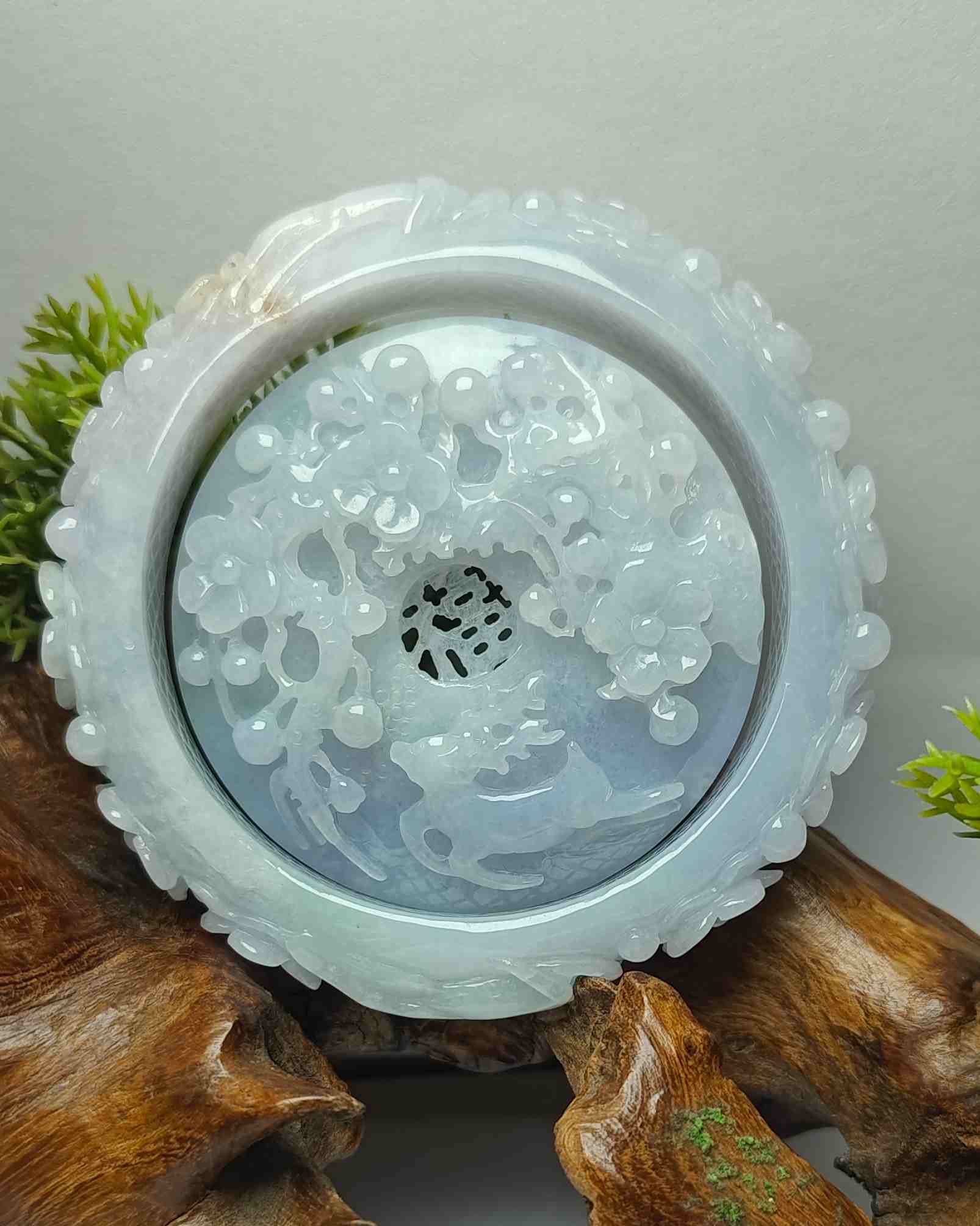 鹿梅同春