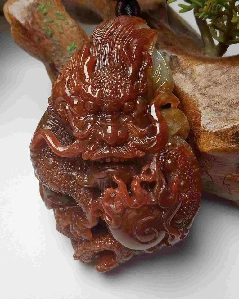龙行天下