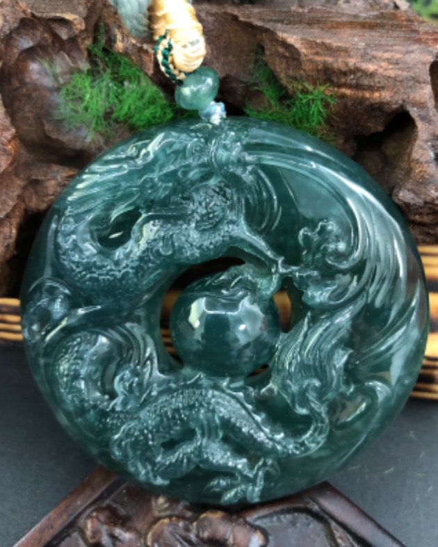 龙行天下