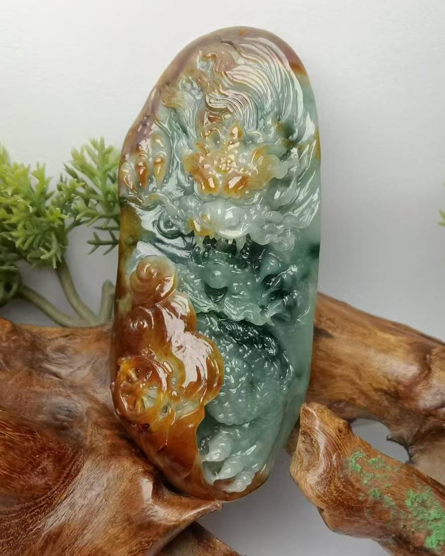 龙行天下