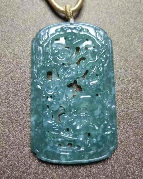 梅花三弄