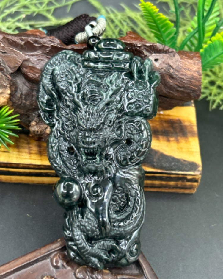 龙行天下