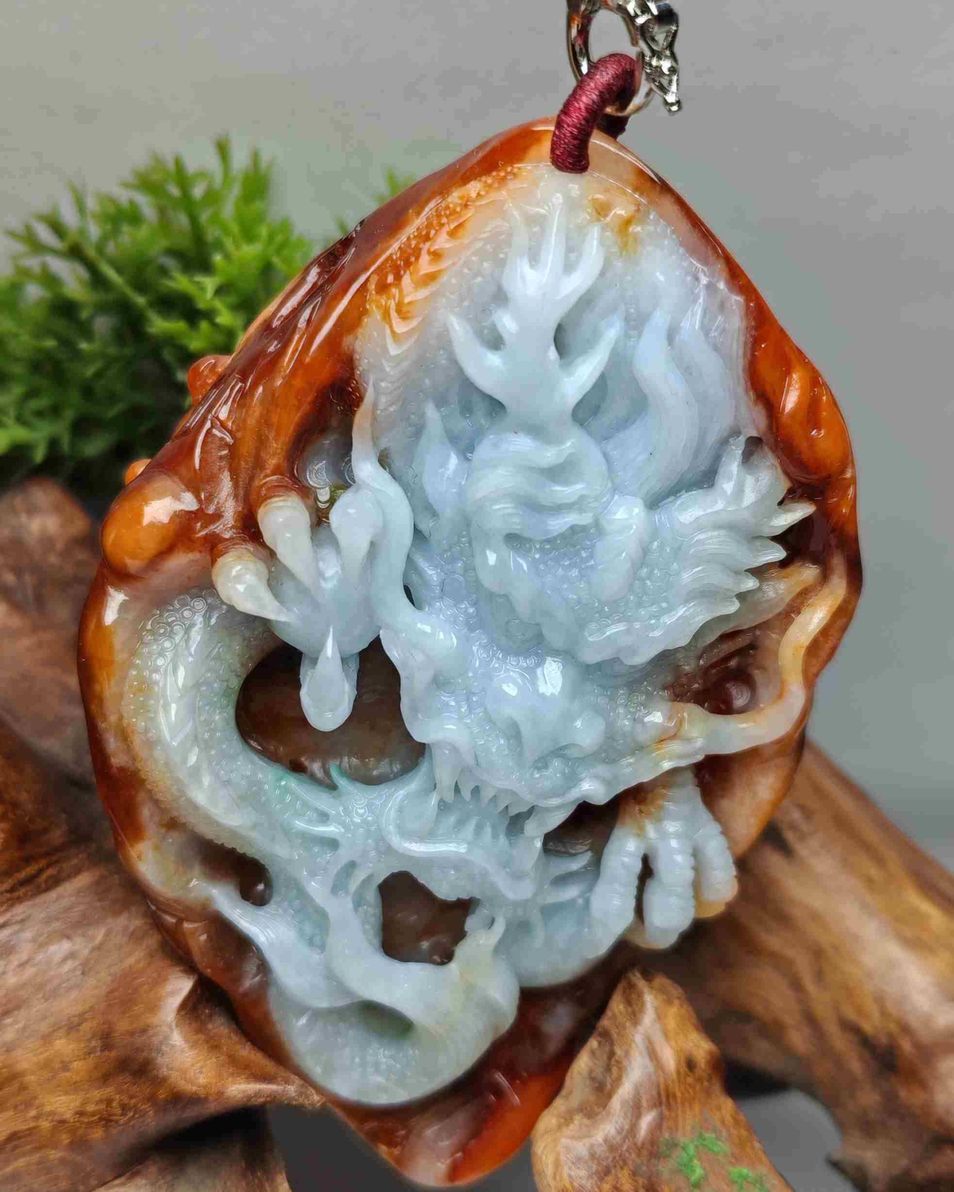 龙行天下