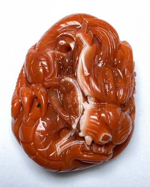 龙行天下