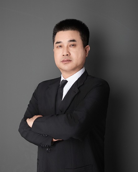 梁少平